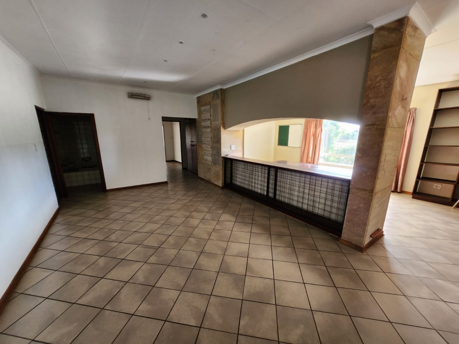 5 Bedroom Property for Sale in Gerardsville Gauteng