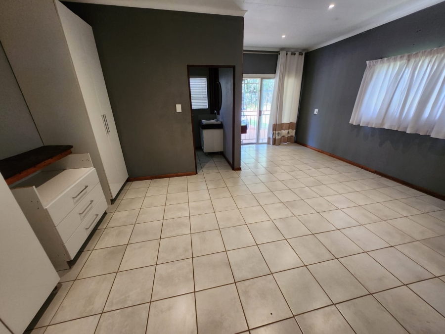 5 Bedroom Property for Sale in Gerardsville Gauteng