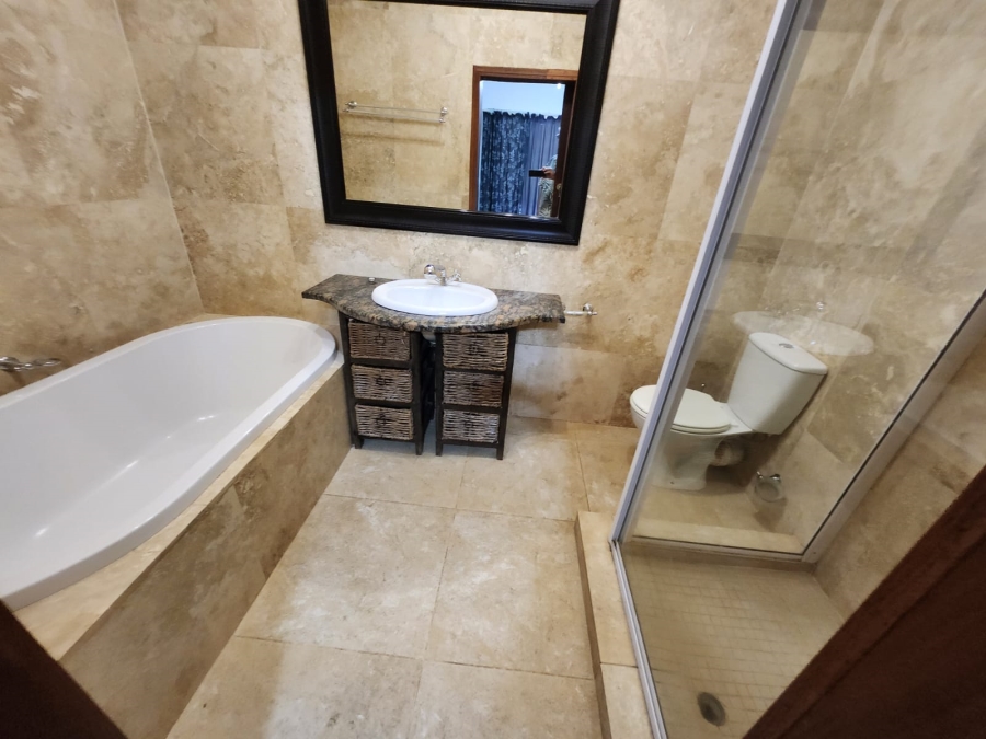 5 Bedroom Property for Sale in Gerardsville Gauteng