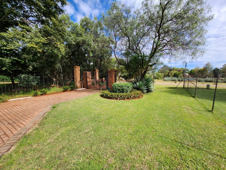 5 Bedroom Property for Sale in Gerardsville Gauteng
