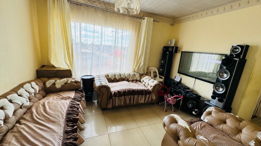 3 Bedroom Property for Sale in Protea Glen Gauteng