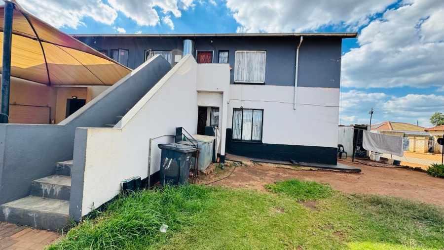 3 Bedroom Property for Sale in Protea Glen Gauteng