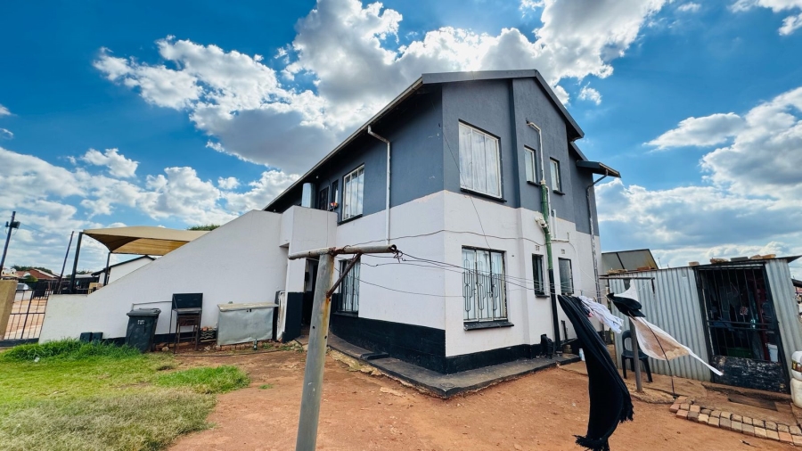3 Bedroom Property for Sale in Protea Glen Gauteng