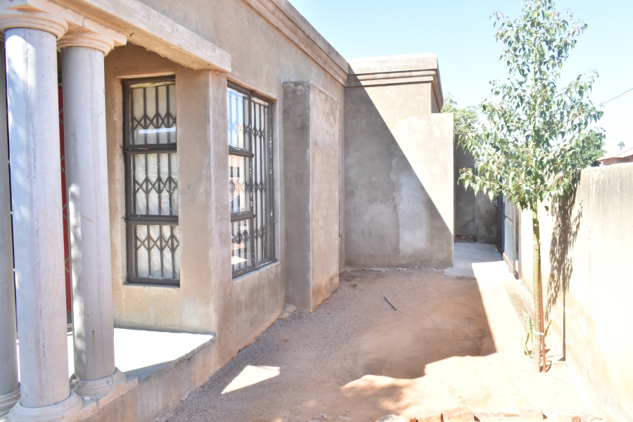 4 Bedroom Property for Sale in Soshanguve KK Gauteng