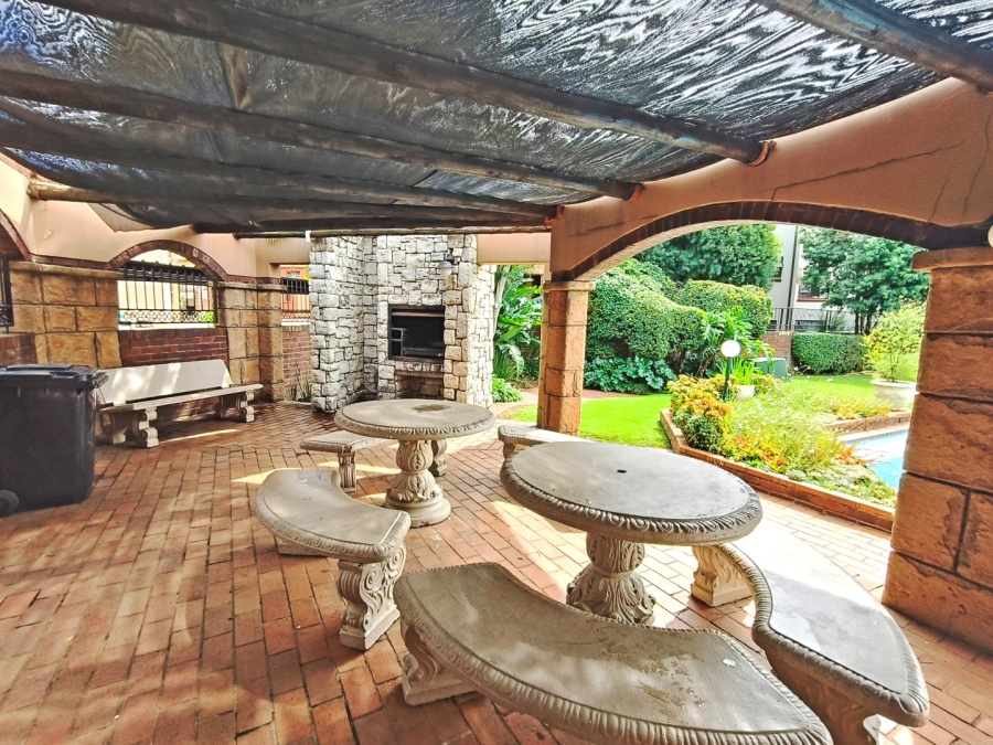 2 Bedroom Property for Sale in Morningside Gauteng