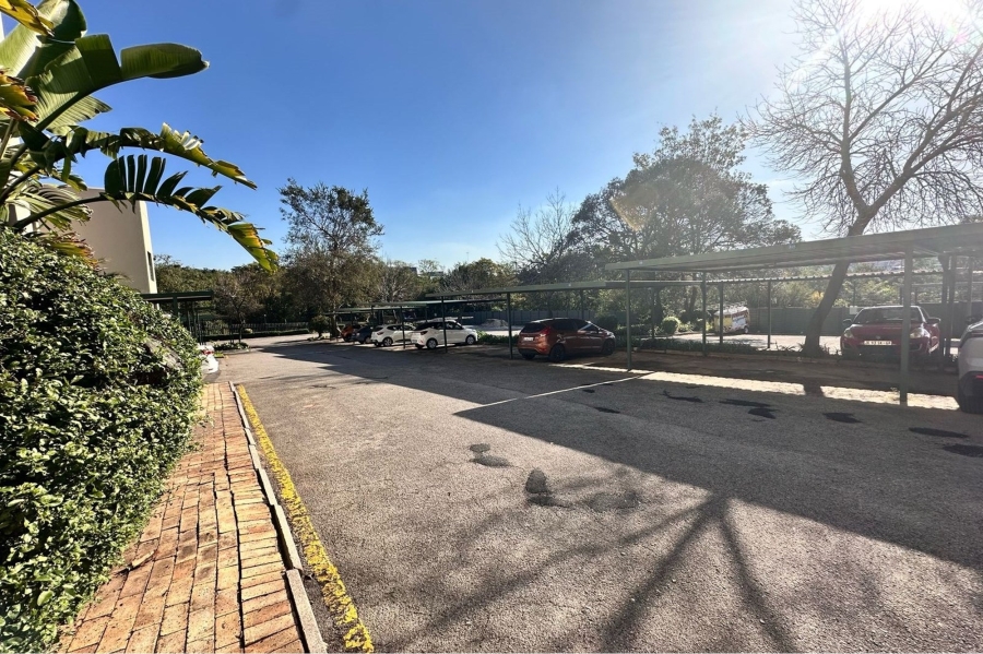 To Let 1 Bedroom Property for Rent in Bryanston Gauteng