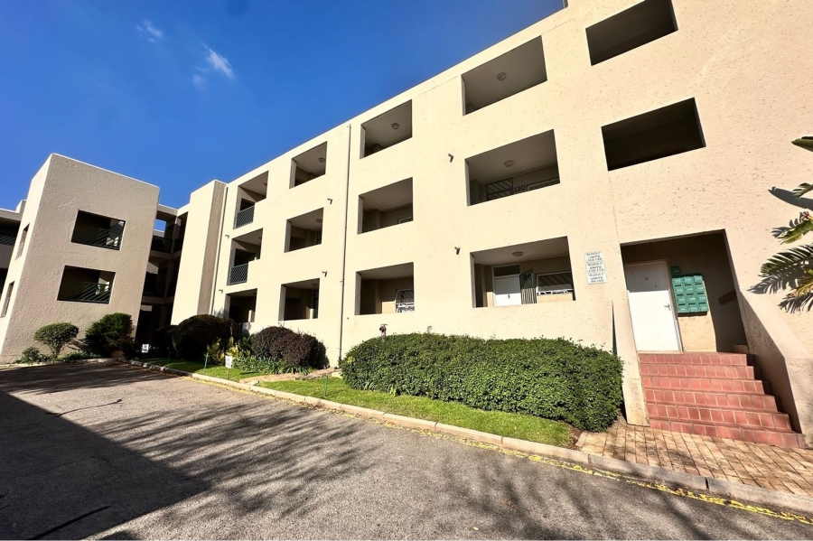 To Let 1 Bedroom Property for Rent in Bryanston Gauteng