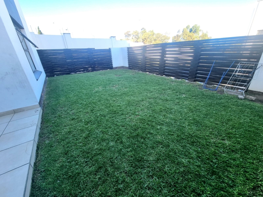 To Let 3 Bedroom Property for Rent in Oakdene Gauteng