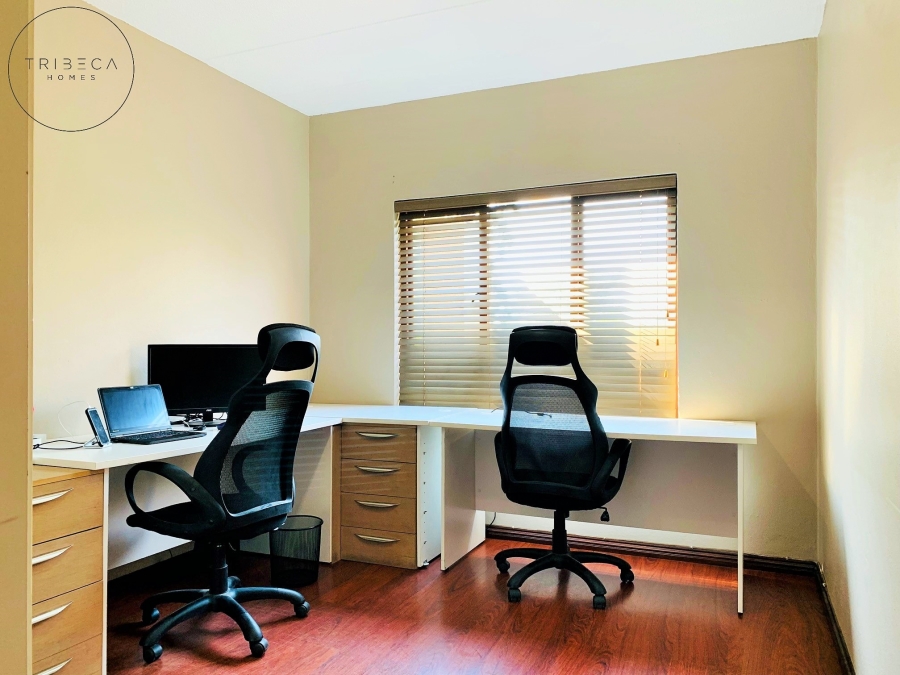 To Let 2 Bedroom Property for Rent in Sunninghill Gauteng