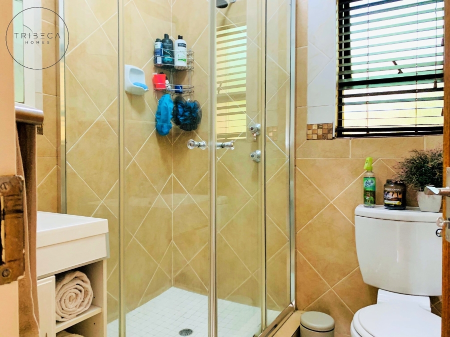 To Let 2 Bedroom Property for Rent in Sunninghill Gauteng