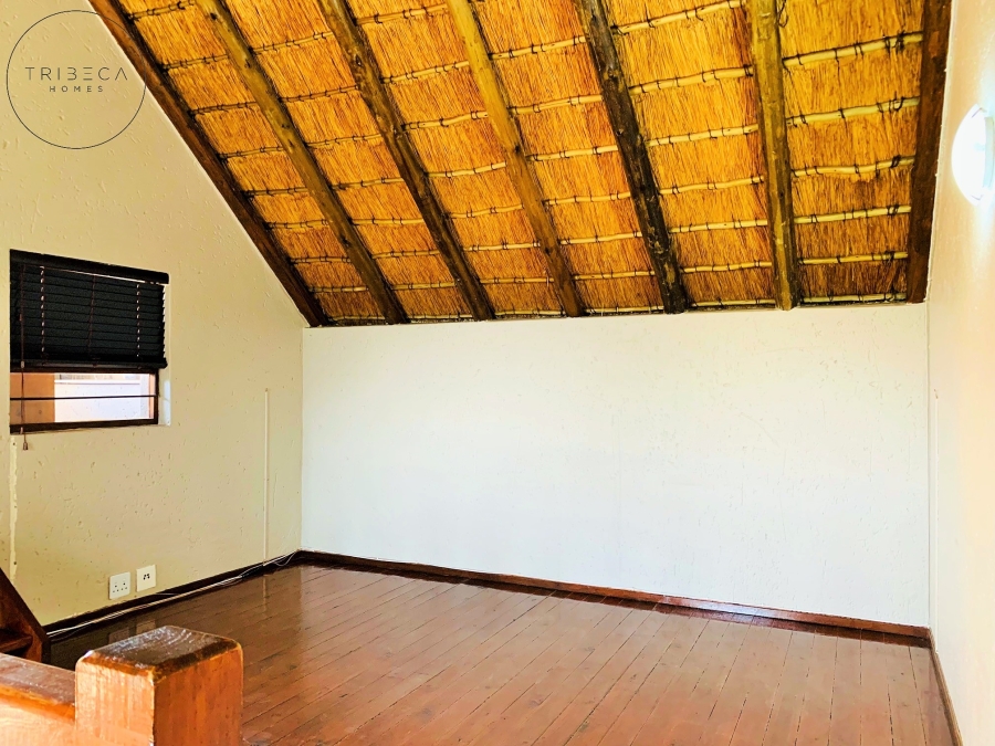 To Let 2 Bedroom Property for Rent in Sunninghill Gauteng