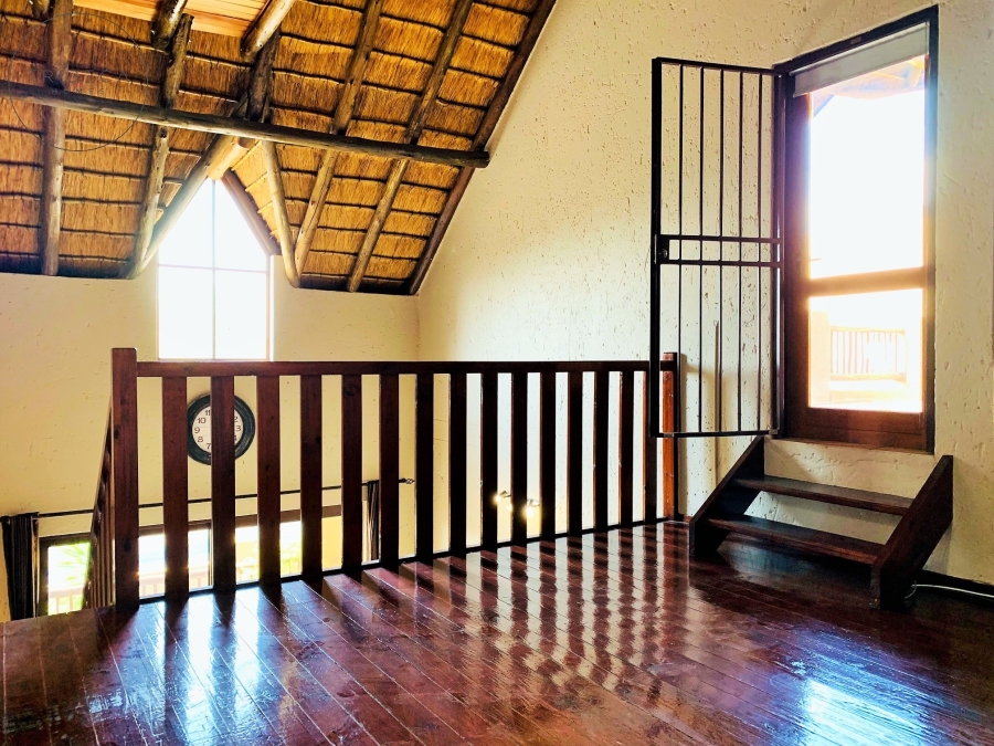 To Let 2 Bedroom Property for Rent in Sunninghill Gauteng