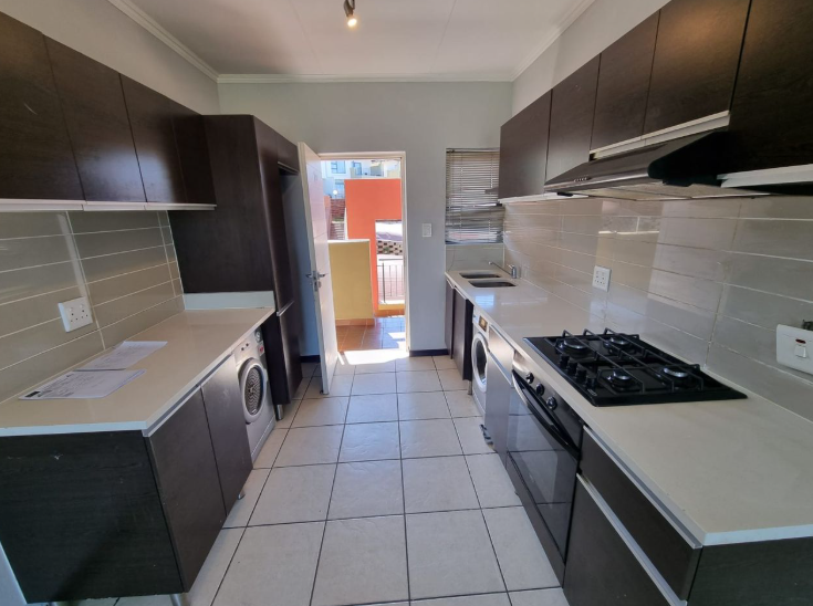 To Let 2 Bedroom Property for Rent in Oakdene Gauteng