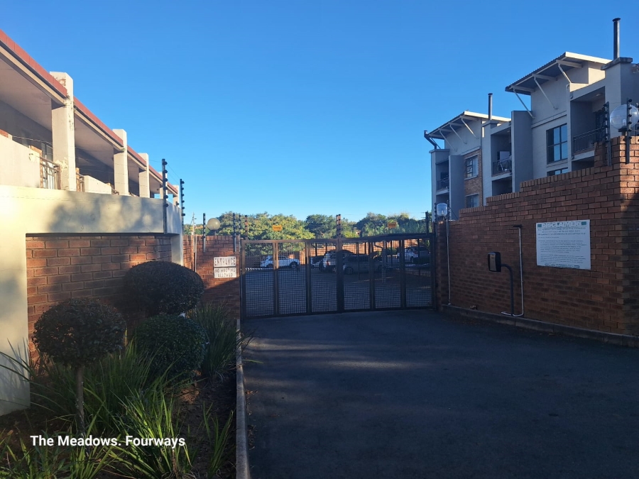 To Let 2 Bedroom Property for Rent in Noordhang Gauteng