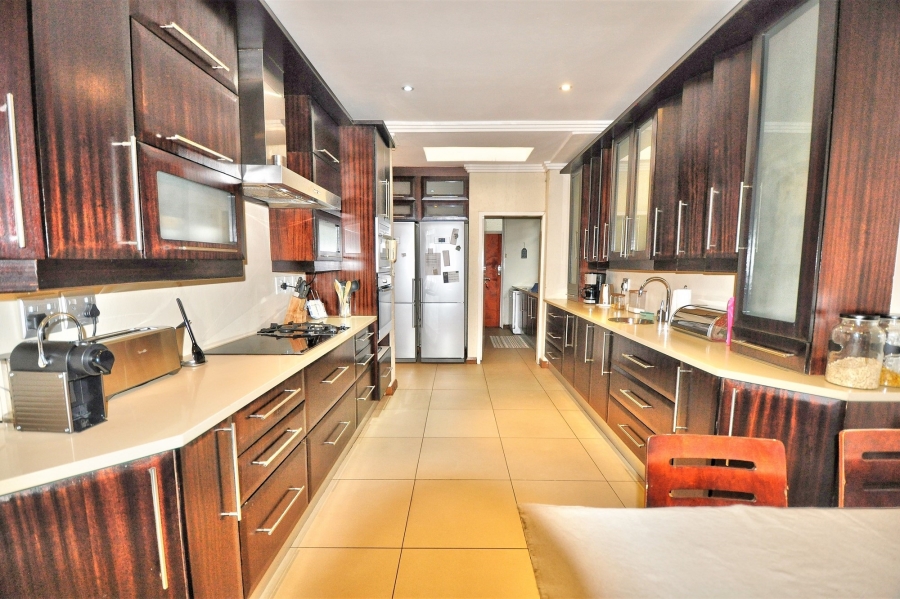 To Let 5 Bedroom Property for Rent in Morningside Ext 40 Gauteng