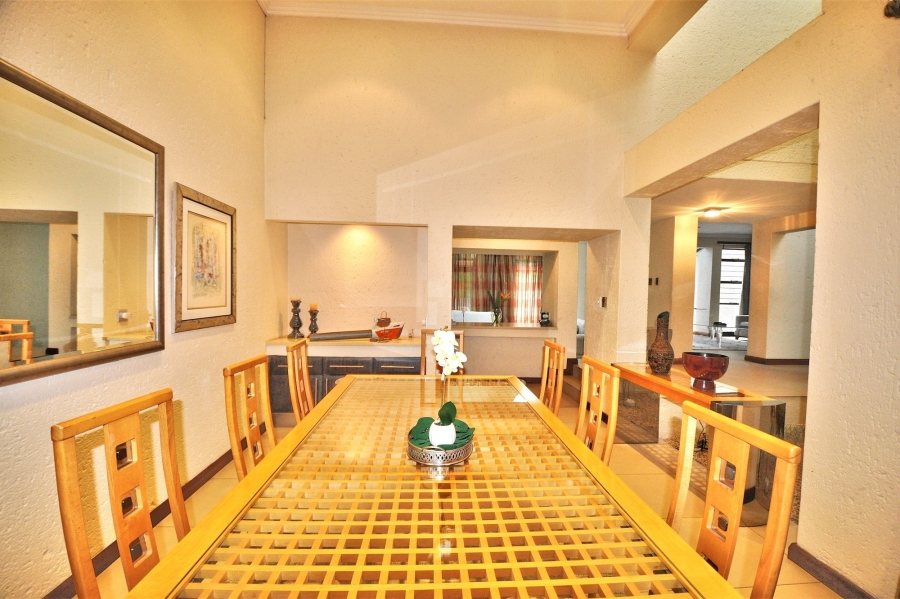 To Let 5 Bedroom Property for Rent in Morningside Ext 40 Gauteng