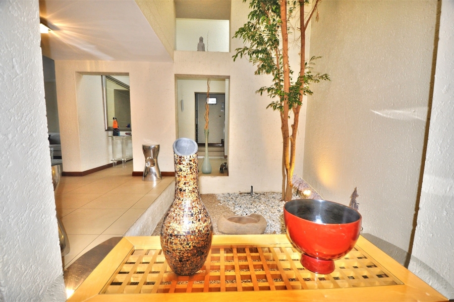 To Let 5 Bedroom Property for Rent in Morningside Ext 40 Gauteng