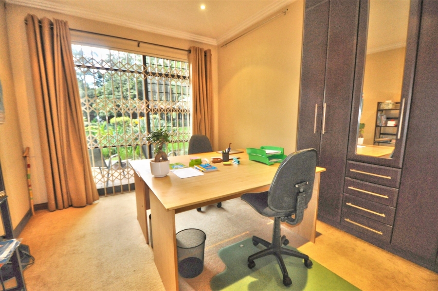To Let 5 Bedroom Property for Rent in Morningside Ext 40 Gauteng