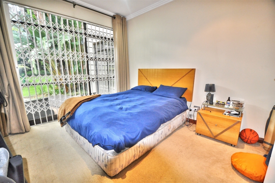 To Let 5 Bedroom Property for Rent in Morningside Ext 40 Gauteng