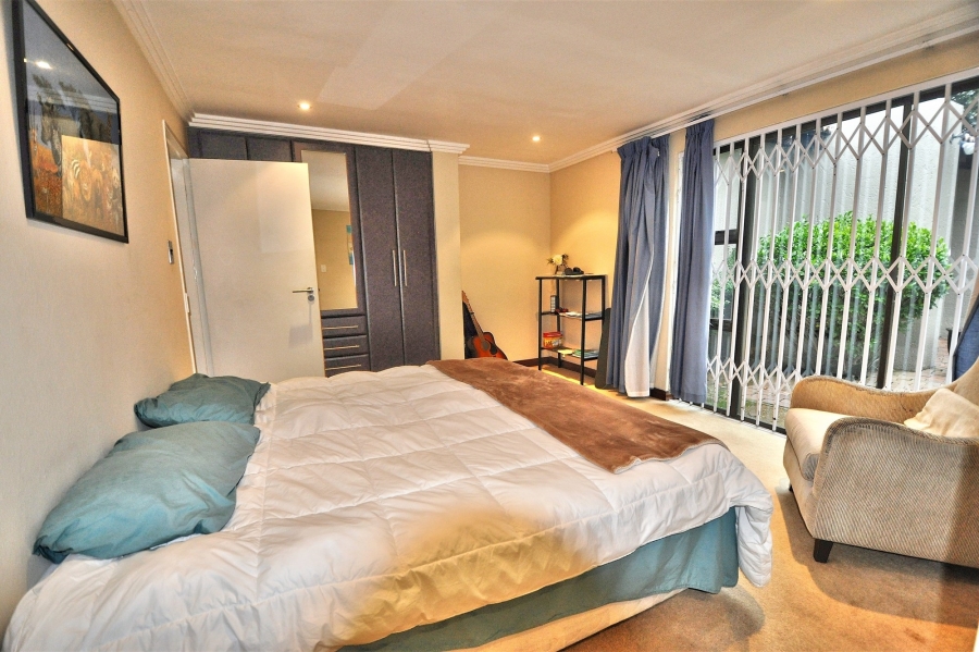 To Let 5 Bedroom Property for Rent in Morningside Ext 40 Gauteng