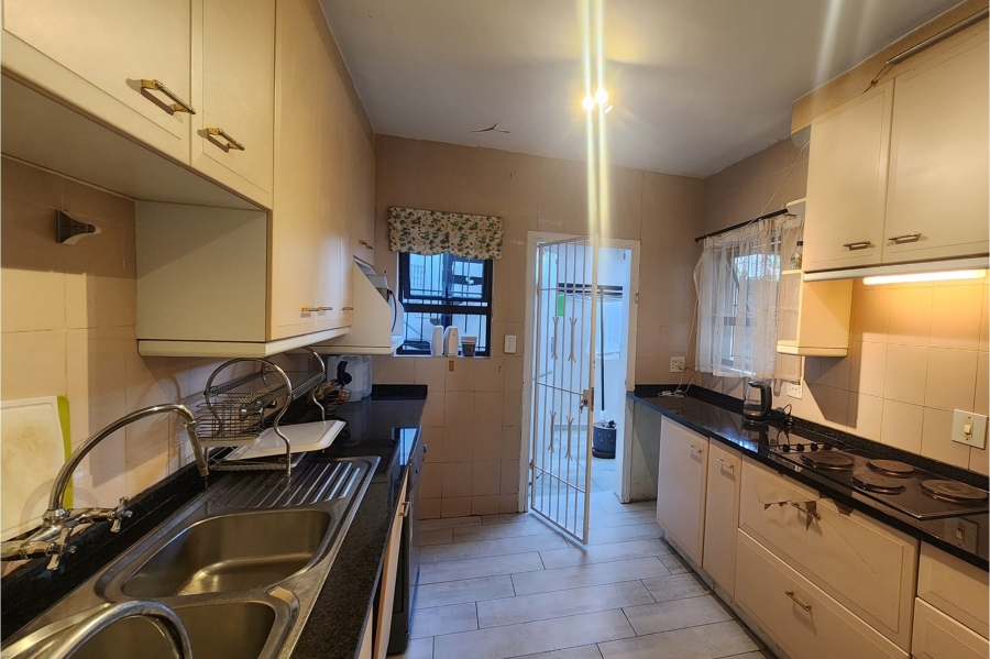 To Let 3 Bedroom Property for Rent in River Club Gauteng