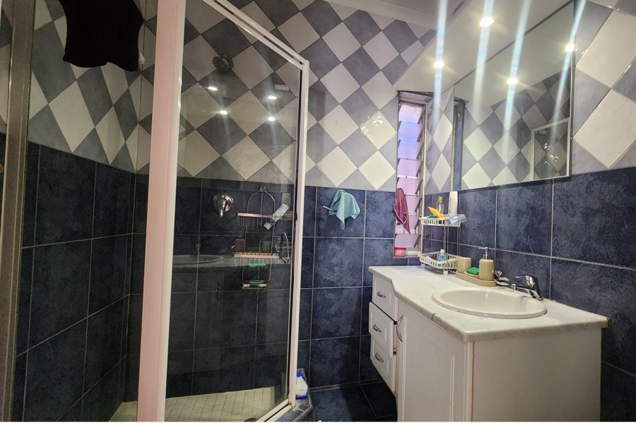 To Let 3 Bedroom Property for Rent in River Club Gauteng
