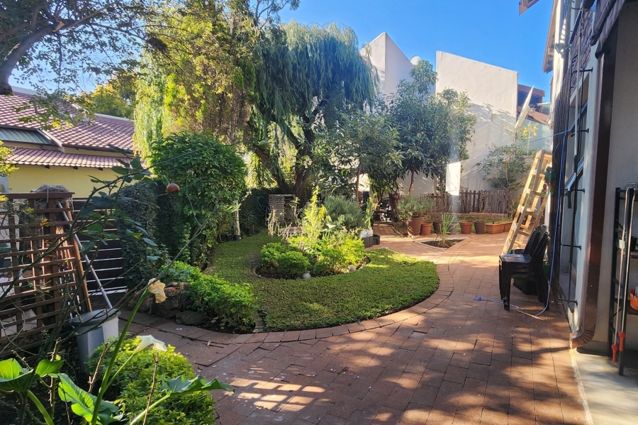 To Let 3 Bedroom Property for Rent in River Club Gauteng