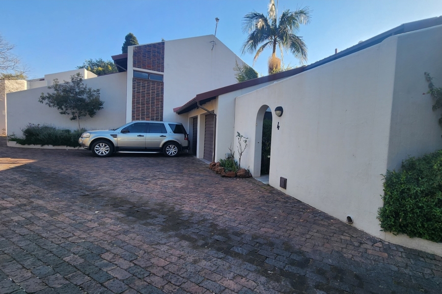 To Let 3 Bedroom Property for Rent in River Club Gauteng