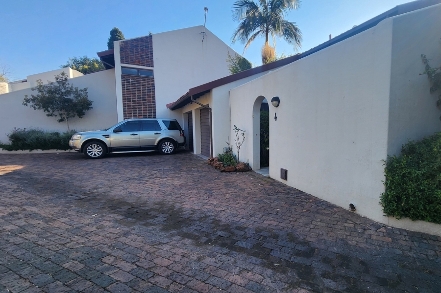To Let 3 Bedroom Property for Rent in River Club Gauteng