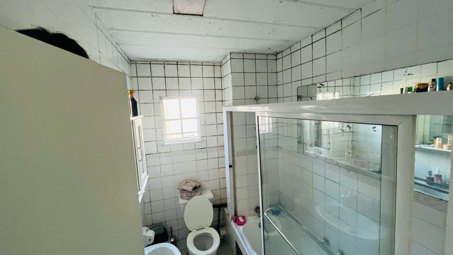 To Let 2 Bedroom Property for Rent in Paulshof Gauteng