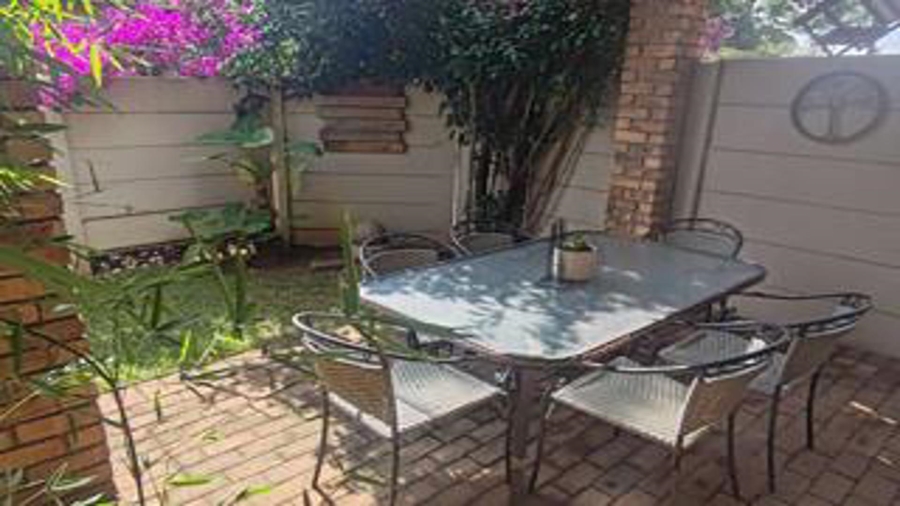 2 Bedroom Property for Sale in Allens Nek Gauteng
