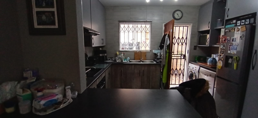 2 Bedroom Property for Sale in Allens Nek Gauteng