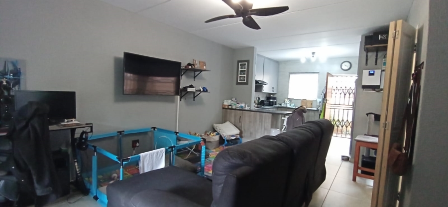 2 Bedroom Property for Sale in Allens Nek Gauteng