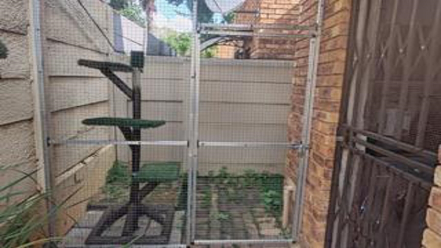 2 Bedroom Property for Sale in Allens Nek Gauteng