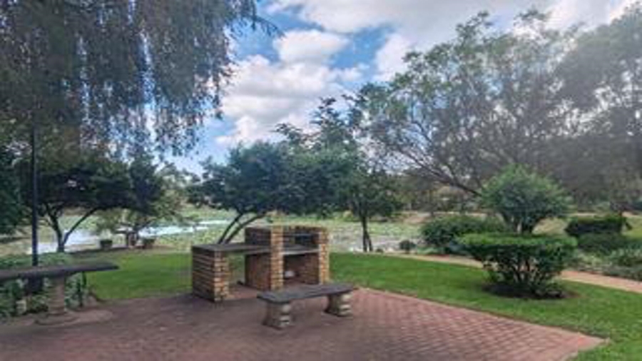 2 Bedroom Property for Sale in Allens Nek Gauteng