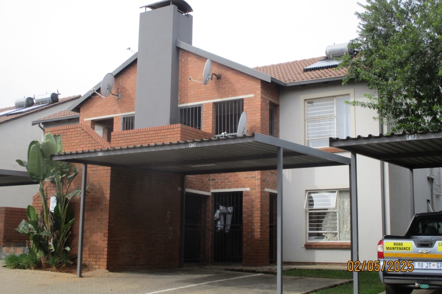 2 Bedroom Property for Sale in Terenure Gauteng