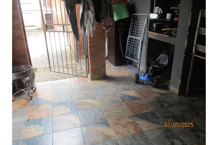 2 Bedroom Property for Sale in Terenure Gauteng