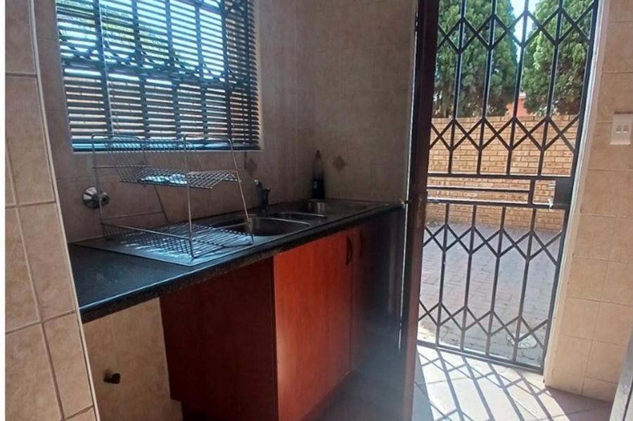 3 Bedroom Property for Sale in Bartlett Gauteng