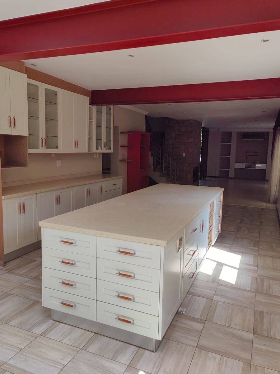 4 Bedroom Property for Sale in Midstream Estate Gauteng