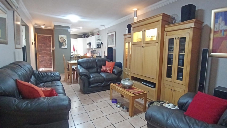 3 Bedroom Property for Sale in Strubensvallei Gauteng