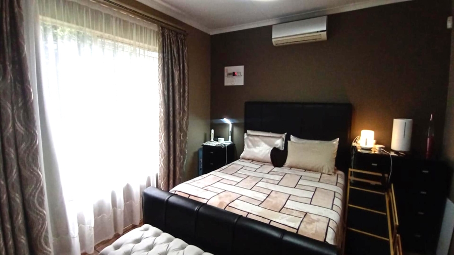 3 Bedroom Property for Sale in Strubensvallei Gauteng