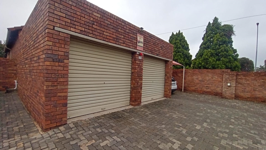 3 Bedroom Property for Sale in Strubensvallei Gauteng
