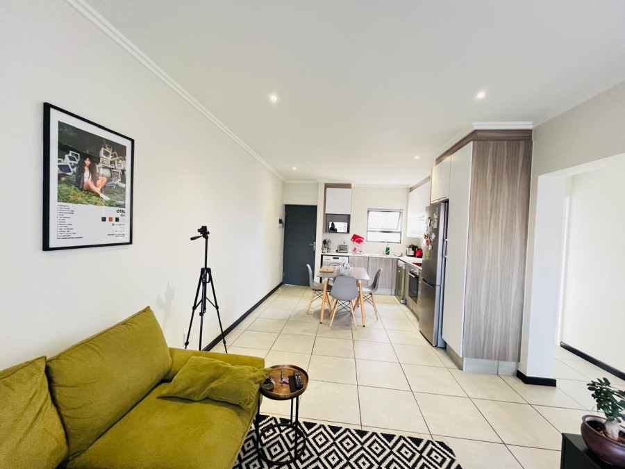To Let 2 Bedroom Property for Rent in Fourways Gauteng