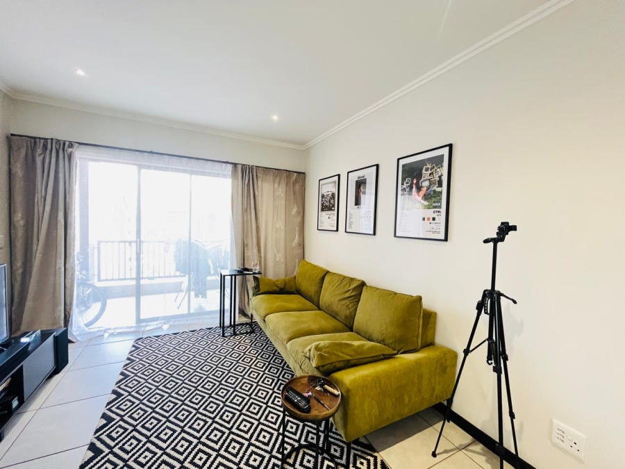 To Let 2 Bedroom Property for Rent in Fourways Gauteng