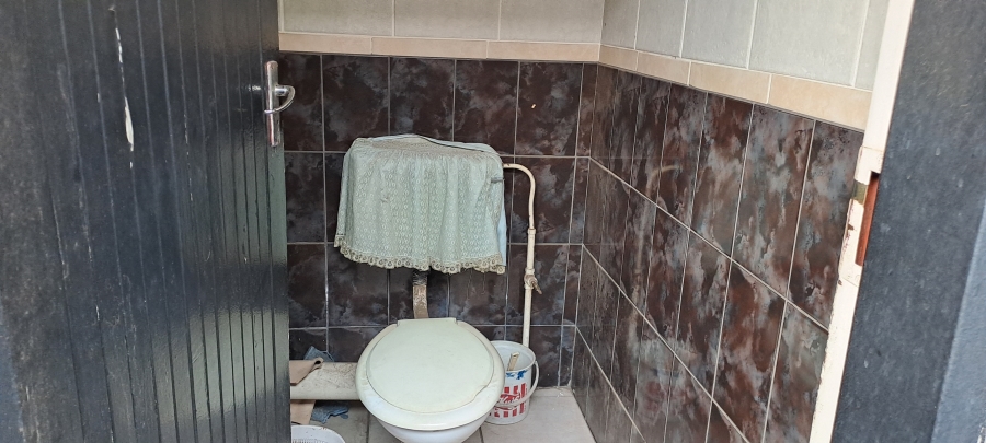 Commercial Property for Sale in Geduld Gauteng