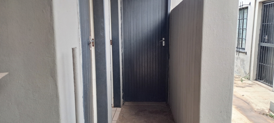Commercial Property for Sale in Geduld Gauteng