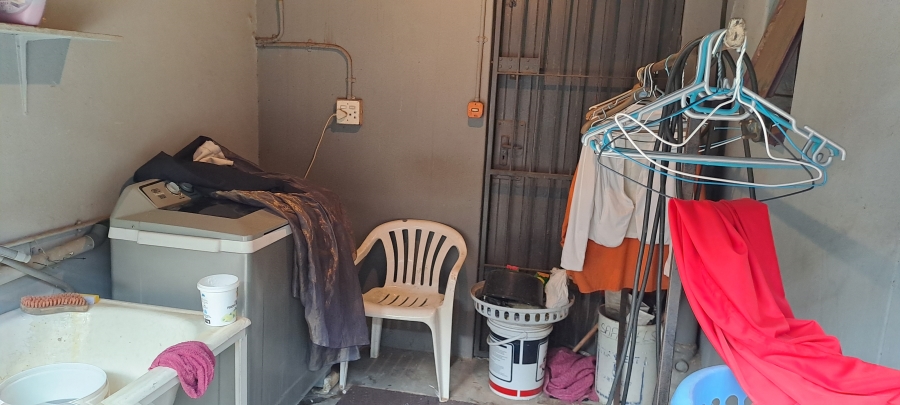 Commercial Property for Sale in Geduld Gauteng