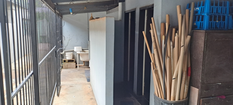 Commercial Property for Sale in Geduld Gauteng