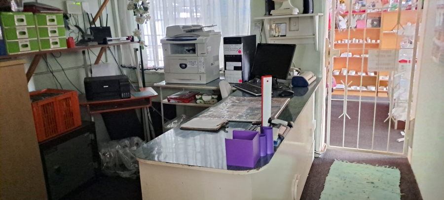 Commercial Property for Sale in Geduld Gauteng