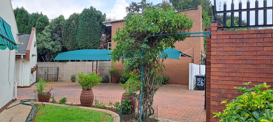 3 Bedroom Property for Sale in Selection Park Gauteng